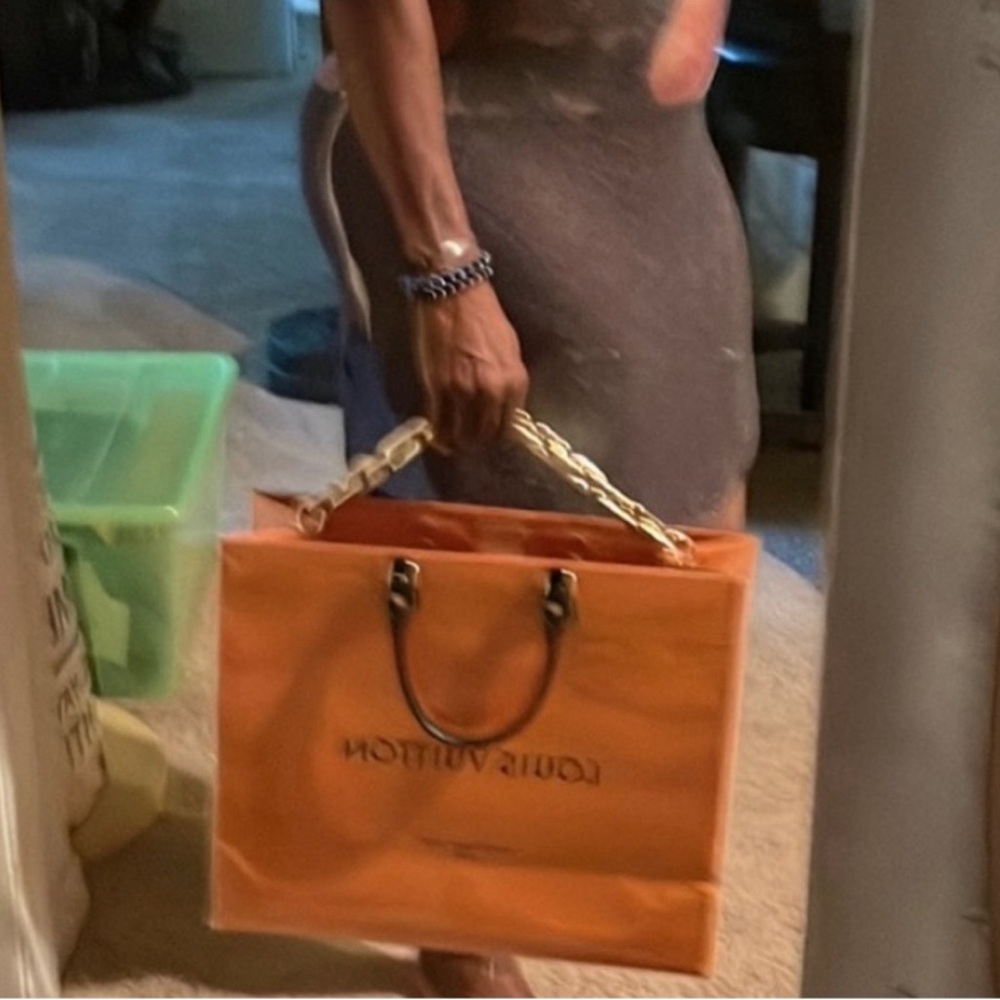 🔥Authentic Paper Bag Tote🔥 - Picture 9 of 10